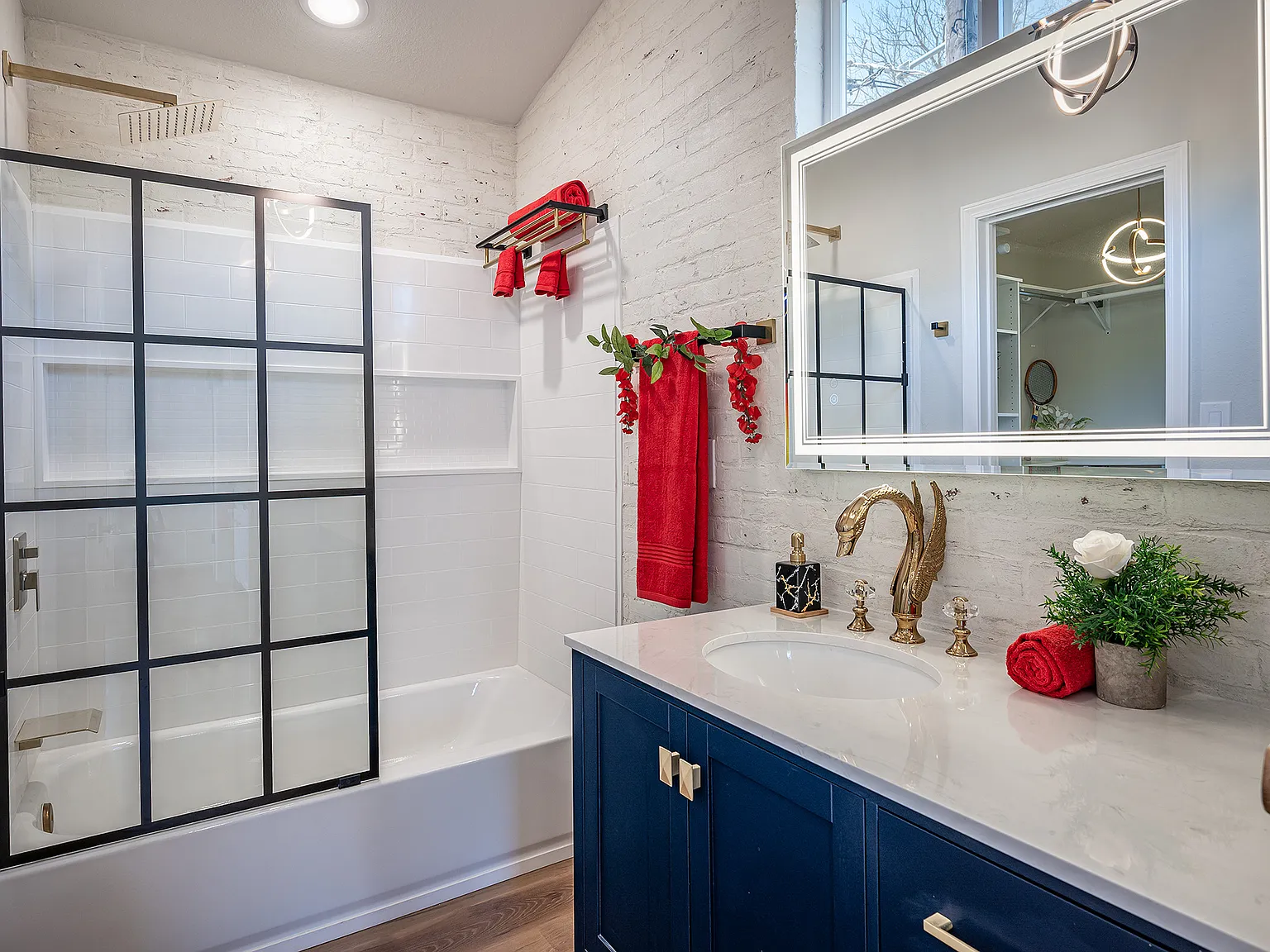 Studio, 700 sqft, $1,645 — Photo 4