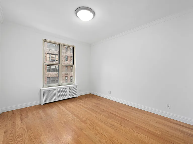 330 E 58th St #5A — Photo 4