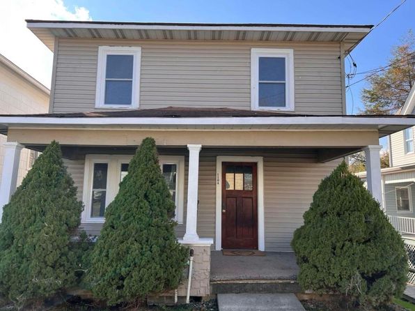 1104 Fennimore St