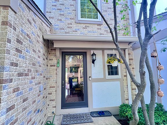 2nd image of 4576 N Sapphire Dr