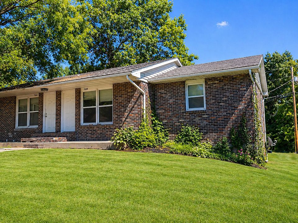 1st image of 706 Demaret Dr #A