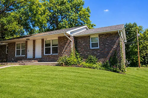 706 Demaret Dr #A Photo 1