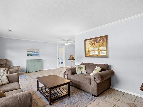 3rd image of 3676 Spruce Dr. #-
