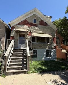 3717 S Parnell Ave, Chicago, IL, 60609