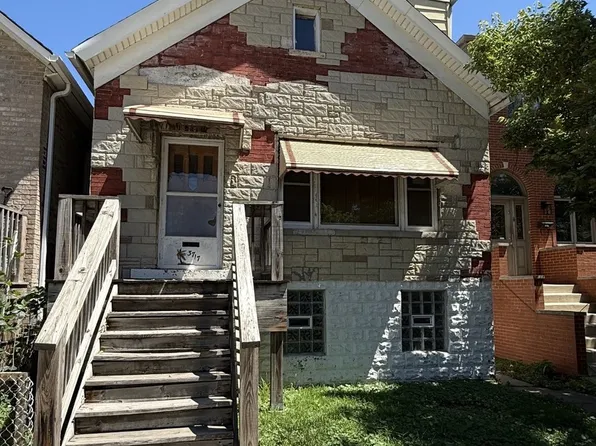 3717 S Parnell Ave, Chicago, IL 60609