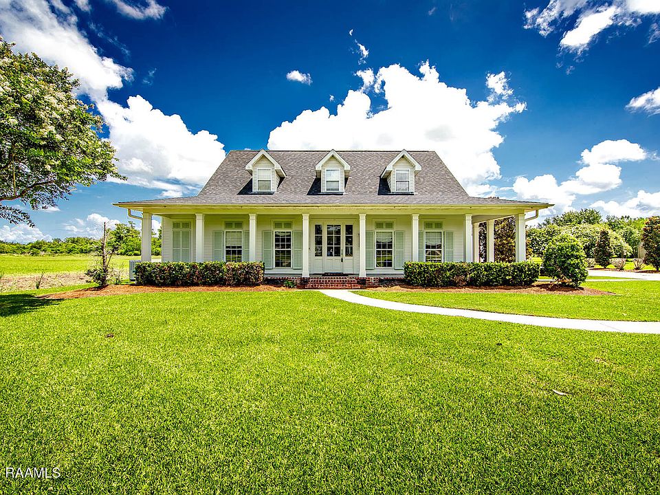 1st image of 105 Ouiski Bayou Dr