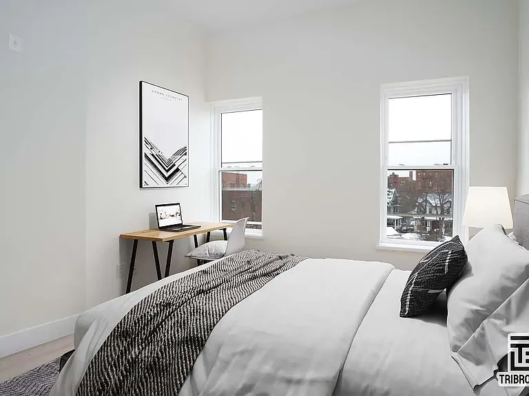 2165 Clarendon Rd #2L — Photo 4