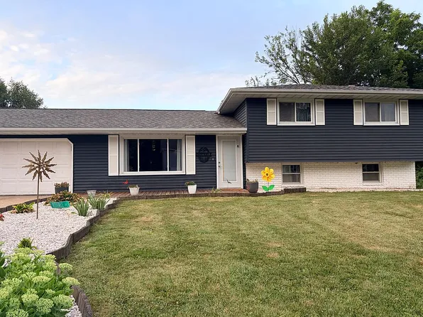 10525 W Galan Ct, Mapleton, IL 61547