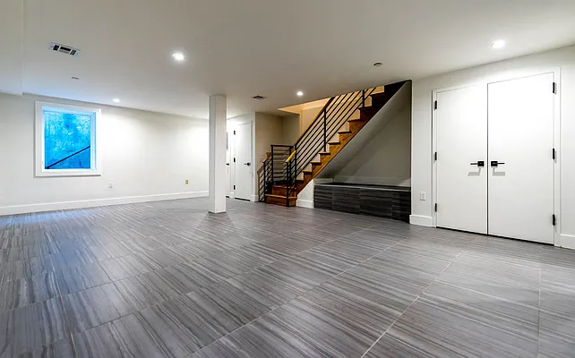 Rented by Nooklyn NYC LLC | media 52