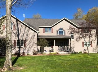 N2816 Crestwood Rd, Antigo, WI 54409