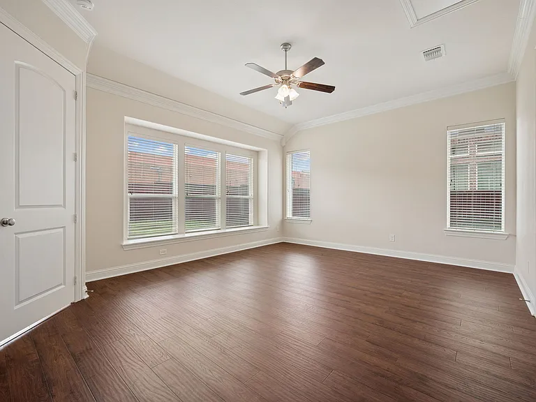 9813 Karlovich Dr — Photo 26