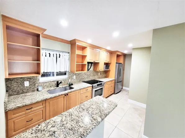 333 Lake Dora Drive, West Palm Beach, FL 33411