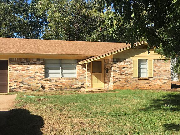 Looking from the street towards the living and 2nd bedroom.