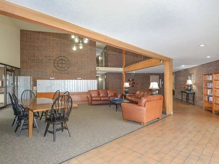 9400 Old Cedar Ave S #121 — Photo 14