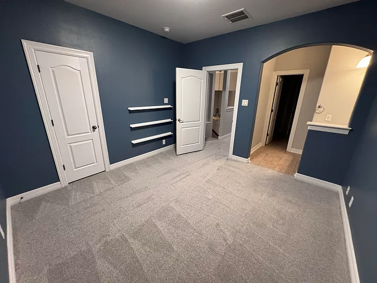 Upstairs Bedroom 2 with Jack and Jill Bathroom