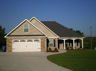 201 Bedford Dr, Anniston, AL 36207