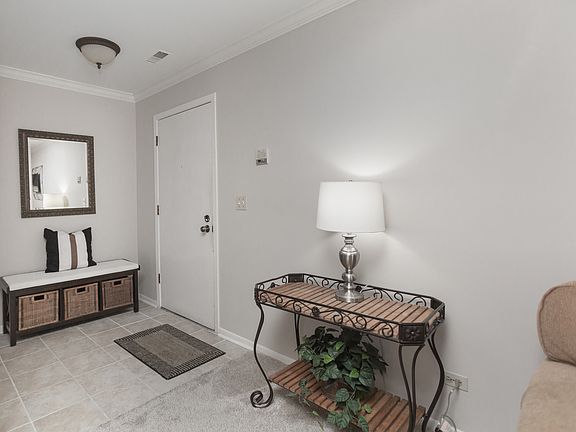 3rd image of 27W705 Grasmere Dr Unit 1702
