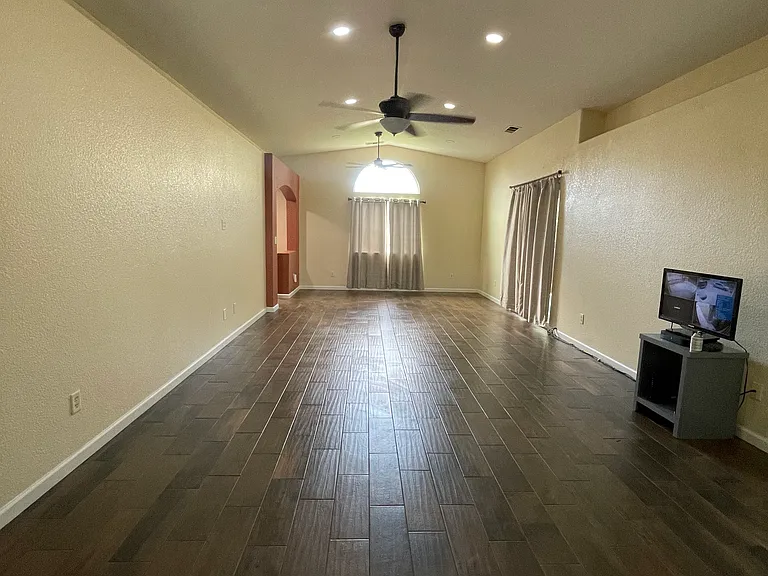 living room and dinning rom