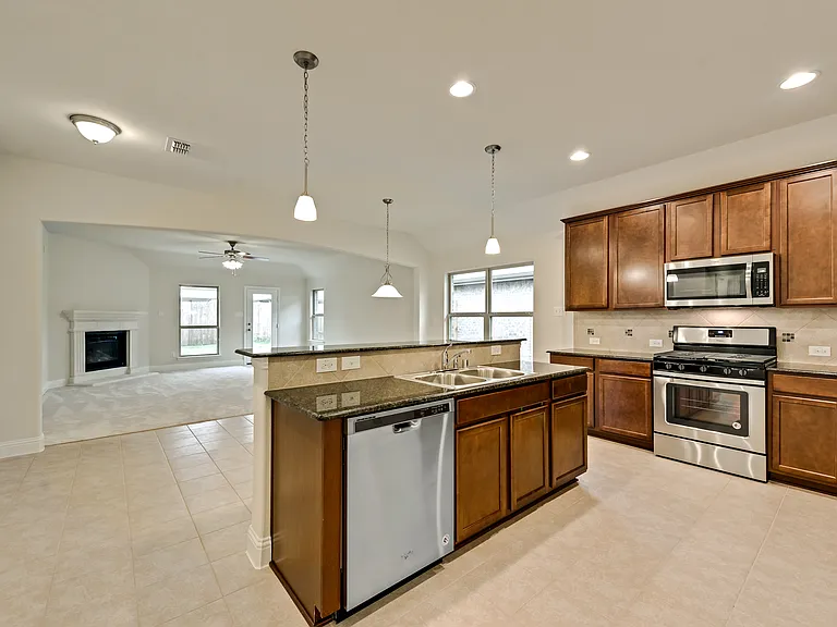 816 Bird Creek Dr — Photo 20