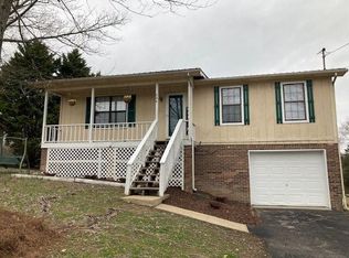 206 Roadway Dr SE, Cleveland, TN 37323