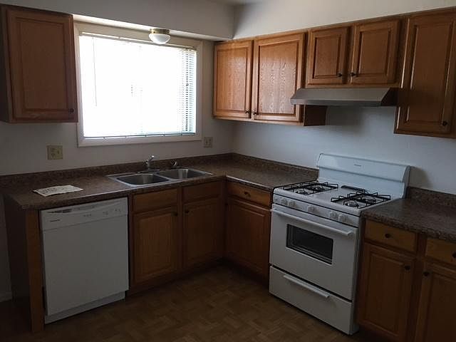 1st image of 3484 Salem Walk APT B1