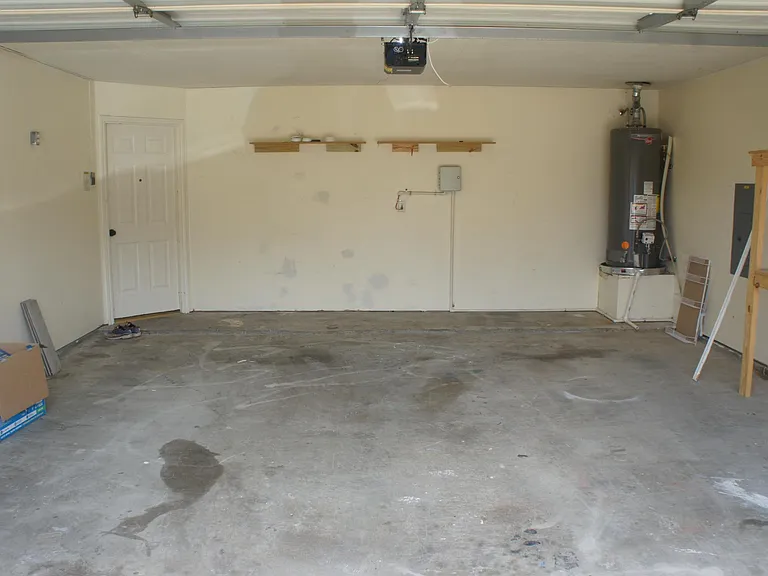 1839 Hillwood Dr — Photo 36