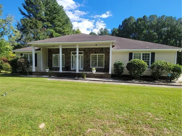 1540 Sandy Bay Cir, Fayetteville, NC 28312