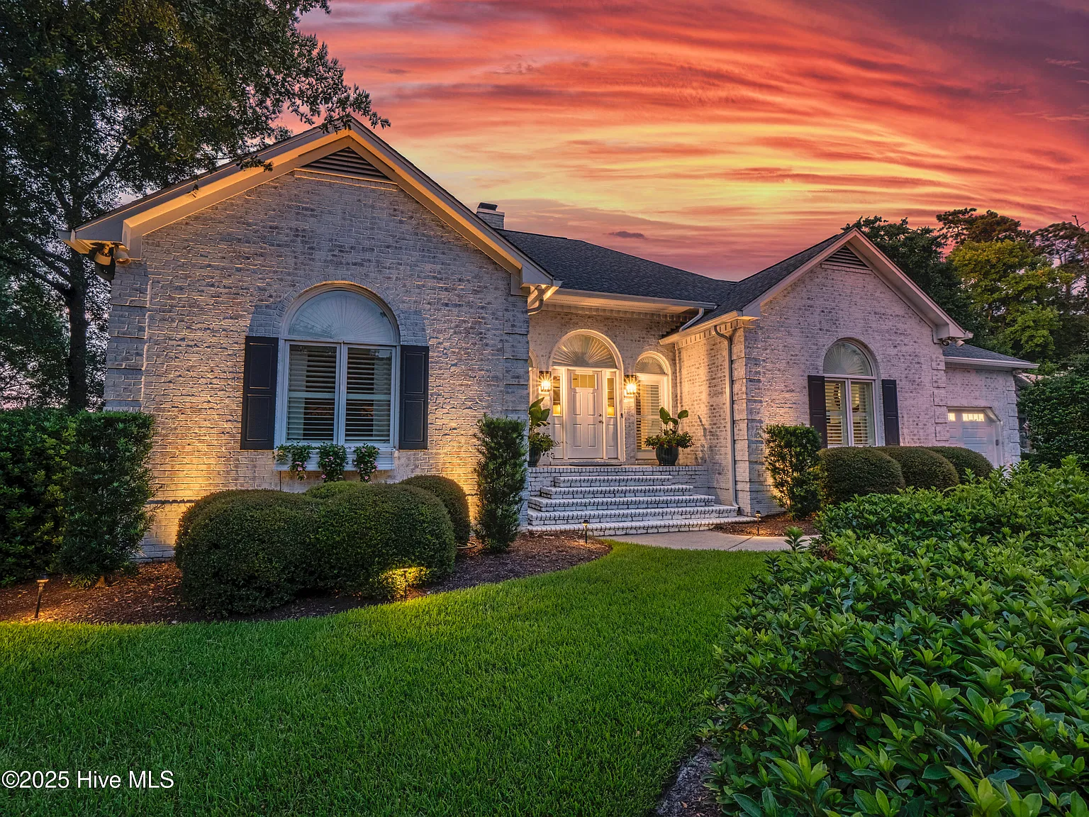 5 bed, 4.0 bath, $6,500 — Photo 1