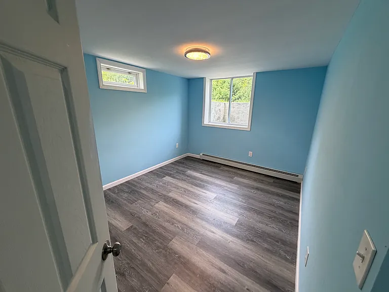 1342B Intervale Rd #B — Photo 7