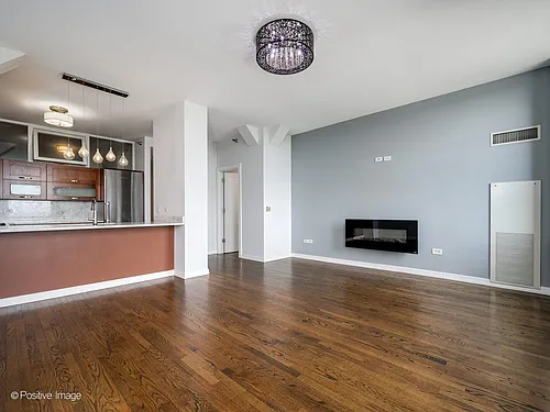 6 N Michigan Ave #80-J Photo 1