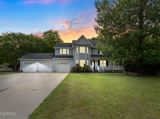 2102 Ferry Rd, Havelock, NC 28532