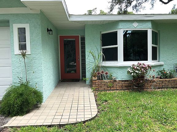 3rd image of 395 Georgia Ave