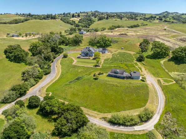 1455 - 1453 Oak Springs Lane, Santa Rosa, CA 95404