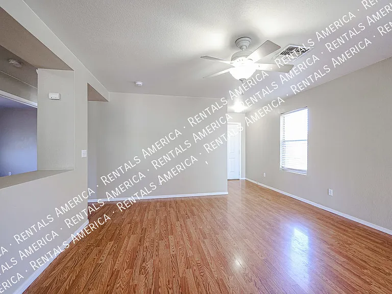 9404 W Terri Lee Dr — Photo 9
