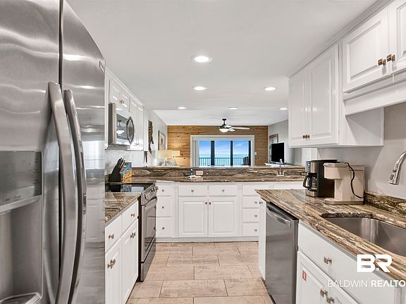 4th image of 1109 W Beach Blvd #C-1