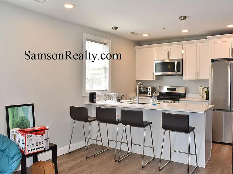 8 Trenton St #2 — Photo 5