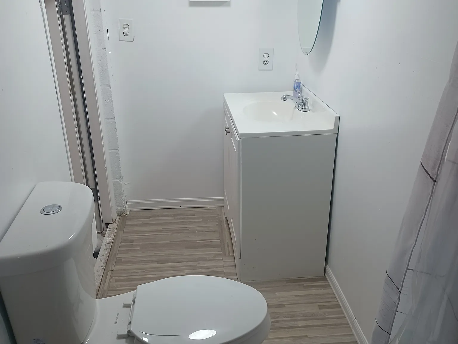 1 bed, 500 sqft, $1,900 — Photo 3