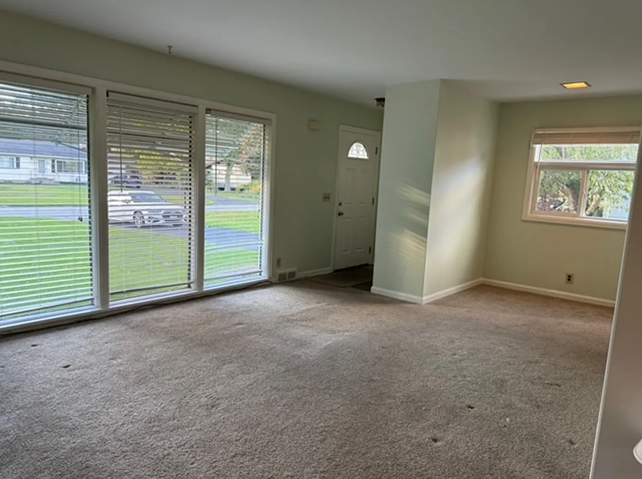 2 bed, 1.5 bath, 1180 sqft, $1,900 — Photo 4