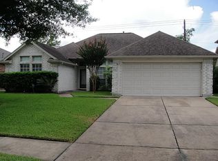 16814 Ship Anchor Dr, Friendswood, TX 77546