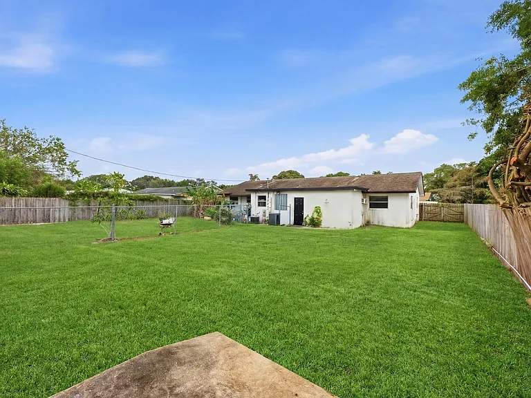 3847 E Roan Ct — Photo 25