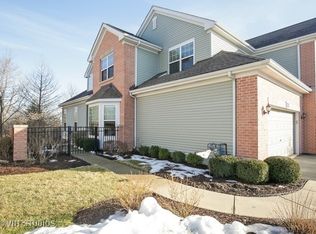 1031 Hummingbird Way, Bartlett, IL 60103