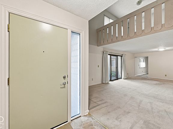 3rd image of 5747 Overcrest Dr