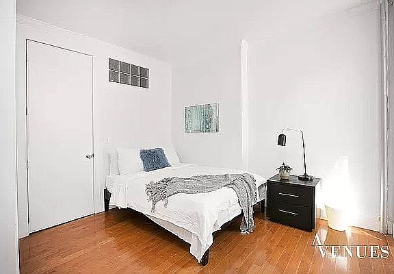 2nd image of 149 16th St #1A