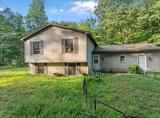 10583 Wildwood Rd, Interlochen, MI 49643