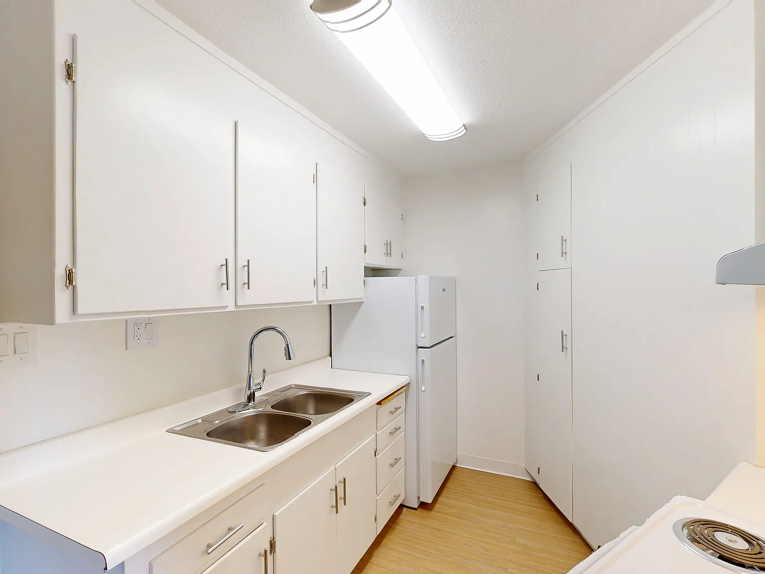 1821 Lincoln Ave — Photo 1
