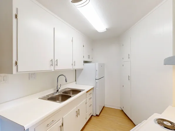 1821 Lincoln Ave #306, San Rafael, CA 94901