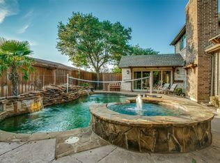 5601 Freedom Ln, Rowlett, TX 75089