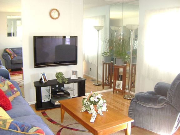 Upstairs living room
