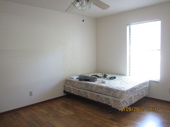 4th image of 683 Branch Dr
