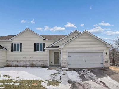1012 White Tail Ln, Montrose, MN, 55363